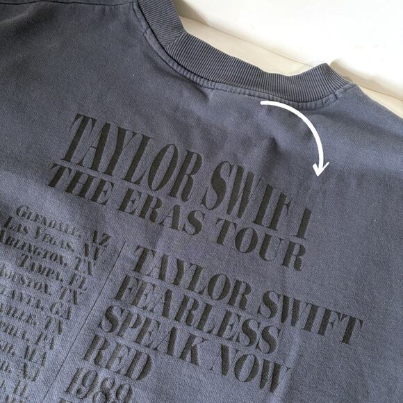 TAYLOR SWIFT Eras Tour Official Merch Oversized Sweatshirt in Gray Blue Size L - Picture 9 of 14